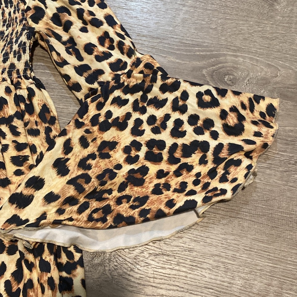 Leopard Top - Picture 4 of 4